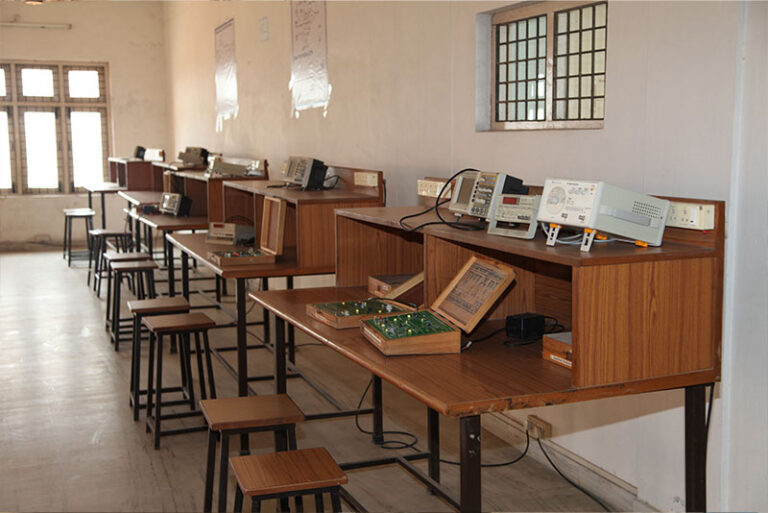 Communication Lab
