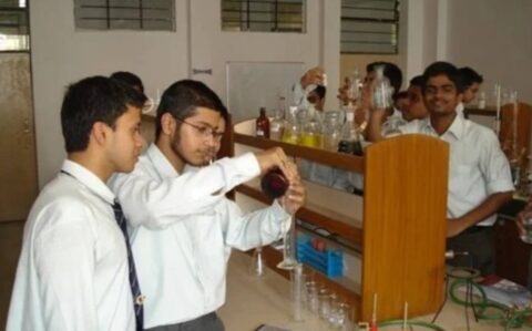 hs